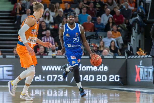 源不断的弹 源不断的弹